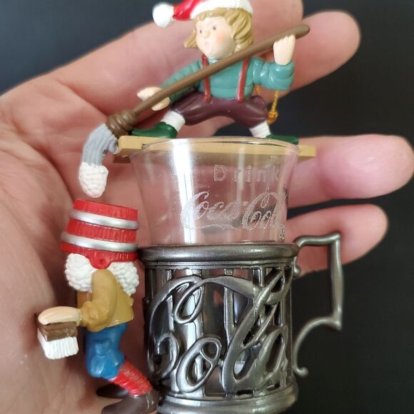 VTG Coca-Cola Bottling Works Collection Christmas Tree Ornament 1996 - Picture 6 of 7